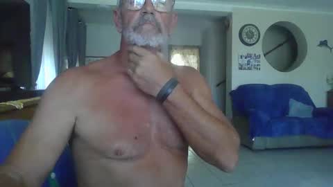 Bobbgud online show from March 14, 9:05 am