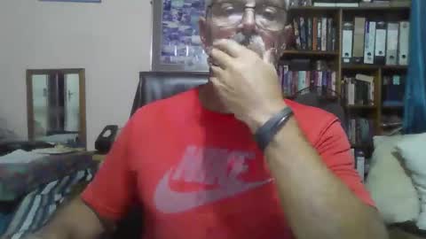 Bobbgud online show from May 1, 4:05 am
