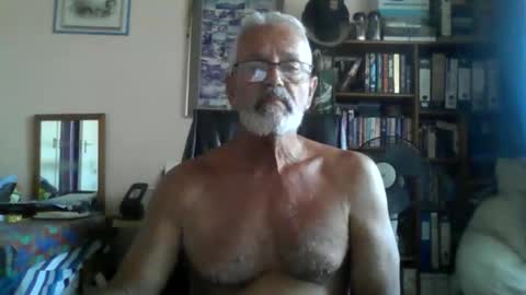 Bobbgud online show from May 24, 1:47 pm