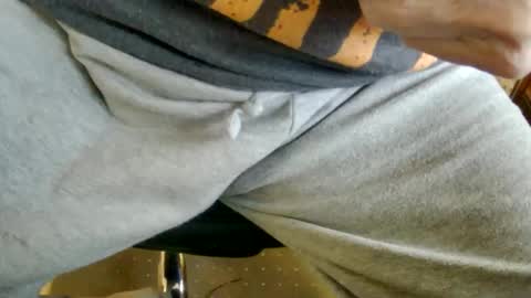 bobbie420_ online show from April 15, 1:23 am