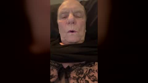 bobbiesucks69 online show from August 18, 6:47 pm
