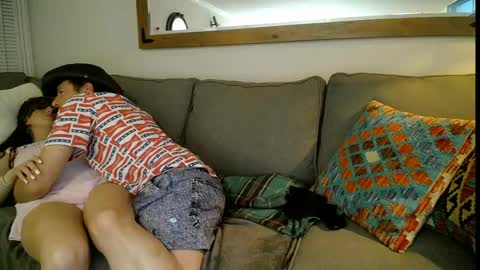 Bobby and Sadie online show from June 5, 5:23 am