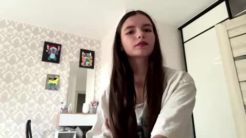 Lora online show from September 8, 2:13 pm