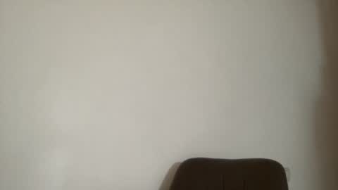Bobby new got sick  je suis malade online show from July 30, 8:32 am