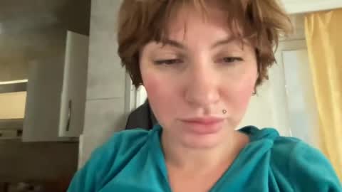 Bobby new got sick  je suis malade online show from August 3, 5:36 am