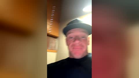Bodukes3233 online show from February 22, 1:37 am
