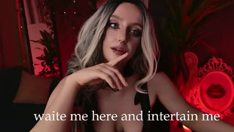 Your Mistress Bella online show from August 11, 1:07 am