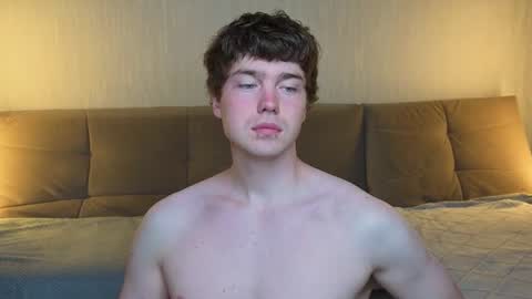KEVINLEOCHARLY online show from July 2, 4:24 am