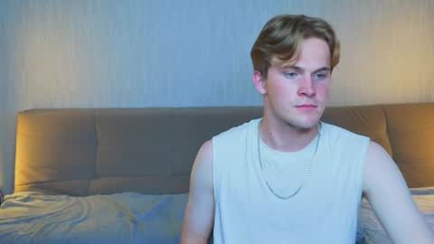 KEVINLEOCHARLY online show from July 6, 7:11 am