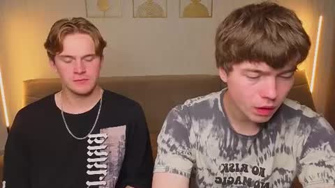 KEVINLEOCHARLY online show from July 12, 4:19 am
