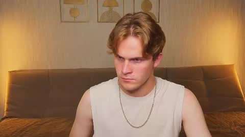KEVINLEOCHARLY online show from July 15, 4:46 am
