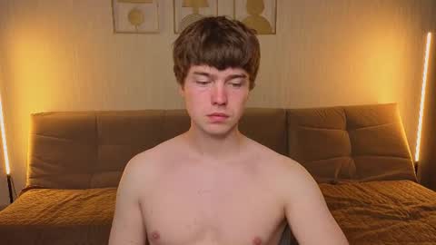 KEVINLEOCHARLY online show from July 16, 4:35 am