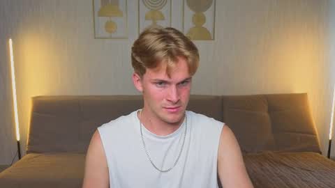 KEVINLEOCHARLY online show from August 12, 8:49 am