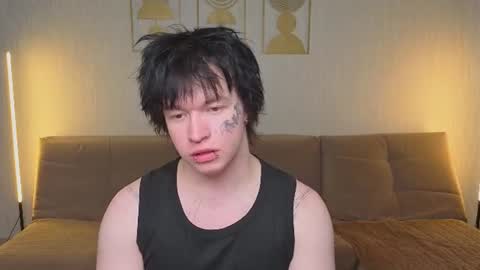 KEVINLEOCHARLY online show from August 12, 1:13 pm