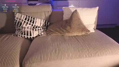 boiteasex online show from September 5, 6:29 am