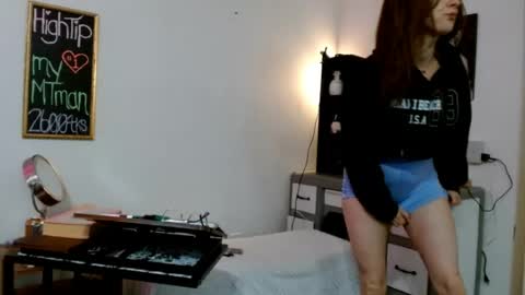 BombshellBaeby online show from August 11, 1:35 pm