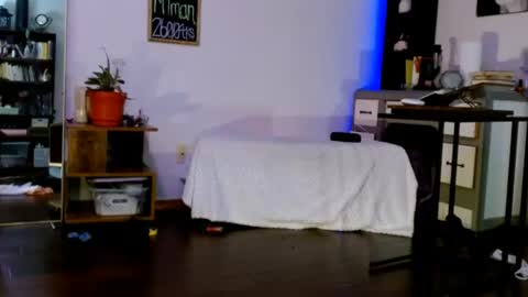 BombshellBaeby online show from August 13, 8:17 am