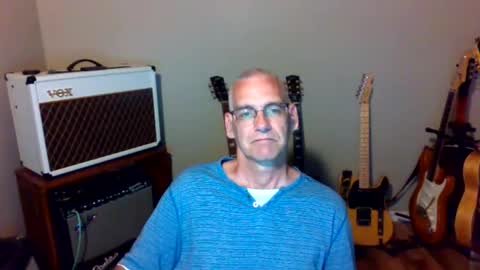 Carl online show from July 15, 2:12 am