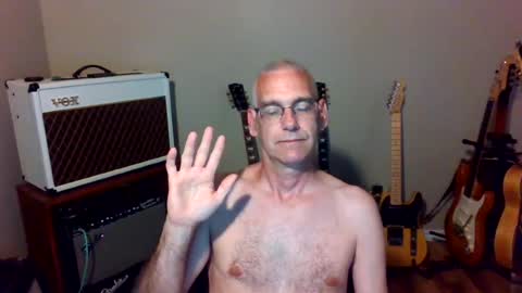Carl online show from July 15, 9:54 am