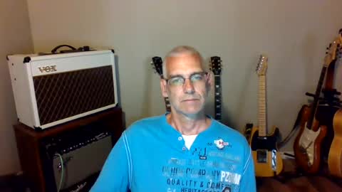 Carl online show from July 24, 12:30 pm