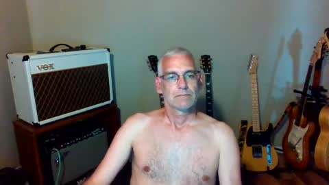 Carl online show from August 5, 6:28 pm