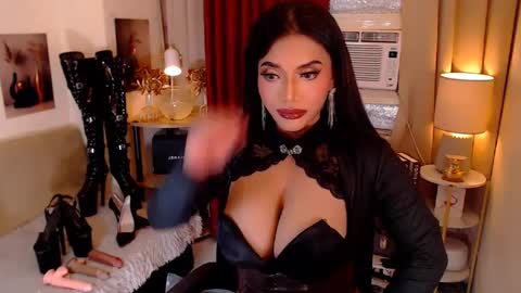 Bettina online show from August 14, 3:15 pm