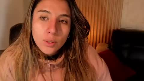 bonnali_lune online show from August 7, 10:15 am