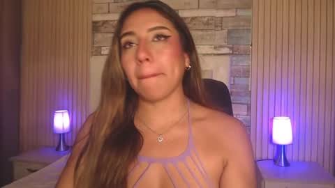bonnali_lune online show from August 11, 2:35 am