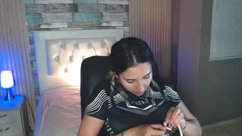 bonnali_lune online show from August 14, 11:19 pm