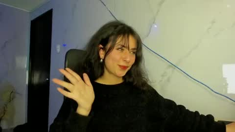 bonniebloom_ online show from August 2, 4:08 am