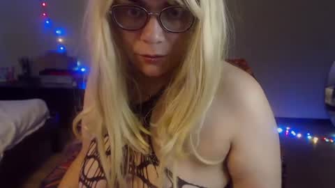 Nat online show from July 8, 10:03 pm