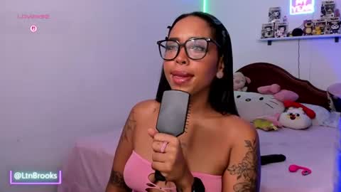 Anna Brooks  online show from July 23, 2:03 am
