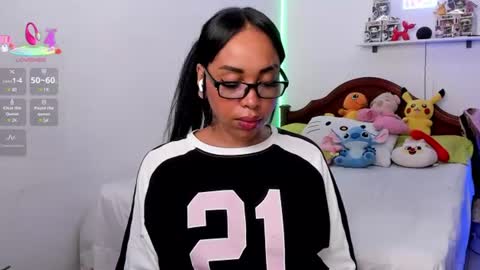 Anna Brooks  online show from August 2, 1:34 am