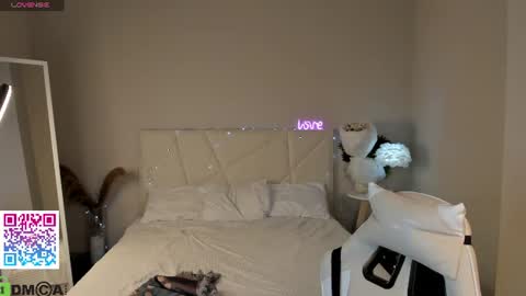 Milena online show from August 6, 3:05 am