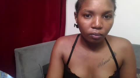 bootie_caramel online show from June 19, 9:15 pm
