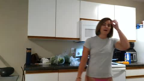 bootyandthebiceps online show from August 10, 8:54 pm