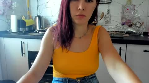 Klaras room online show from August 4, 10:56 am