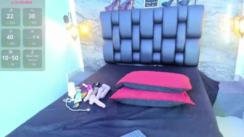  online show from July 12, 12:33 pm