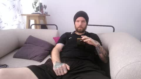 boredpunkdude666 online show from March 3, 10:18 pm