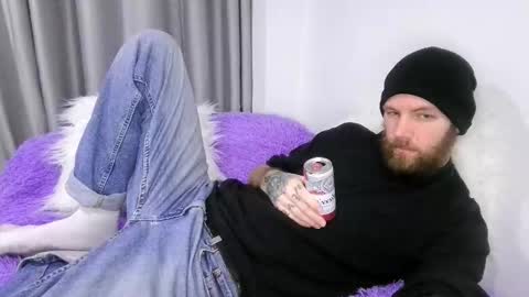 boredpunkdude666 online show from March 18, 3:34 am