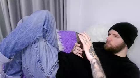 boredpunkdude666 online show from March 18, 4:40 am