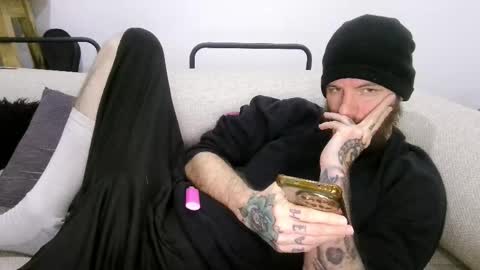 boredpunkdude666 online show from March 25, 12:05 am