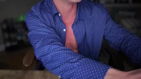 boredstud993102 online show from March 5, 8:05 pm