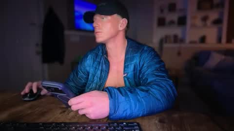 boredstud993102 online show from April 20, 4:22 am
