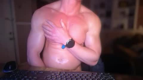 boredstud993102 online show from April 21, 12:16 am