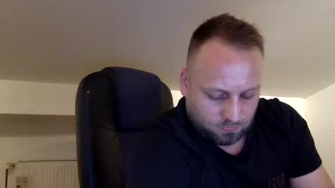 hugo online show from July 28, 1:22 am
