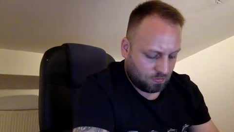 hugo online show from August 3, 1:23 am