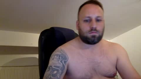 hugo online show from August 4, 3:36 am