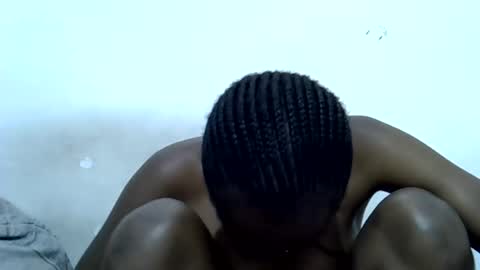 bouncy_vee online show from August 9, 6:31 pm