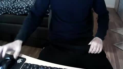 boy21yrs online show from April 10, 9:02 am